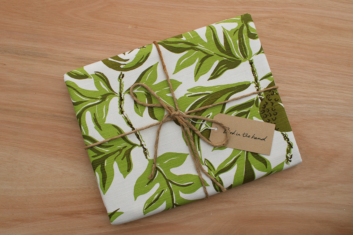 BREADFRUIT - Green on cotton linen union (3.5m)