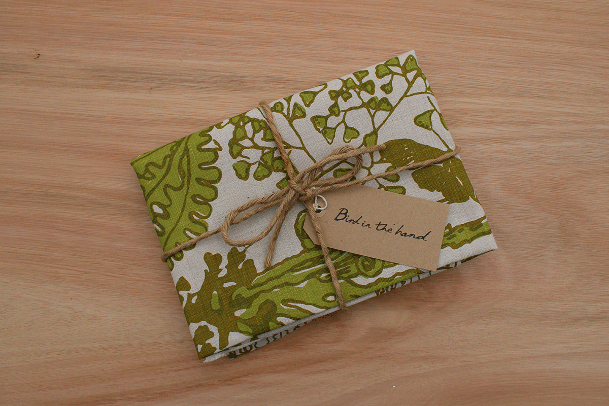 FERNS - Green on linen (0.8m)