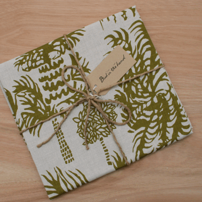 PALMS 2 - Olive on linen (2m)