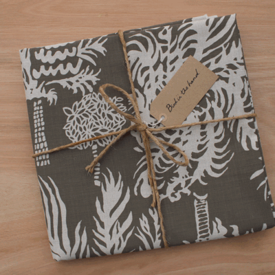 PALMS - Taupe on linen (2.85m)