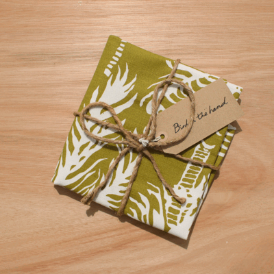 PALMS - Olive on cotton linen union (0.6m)
